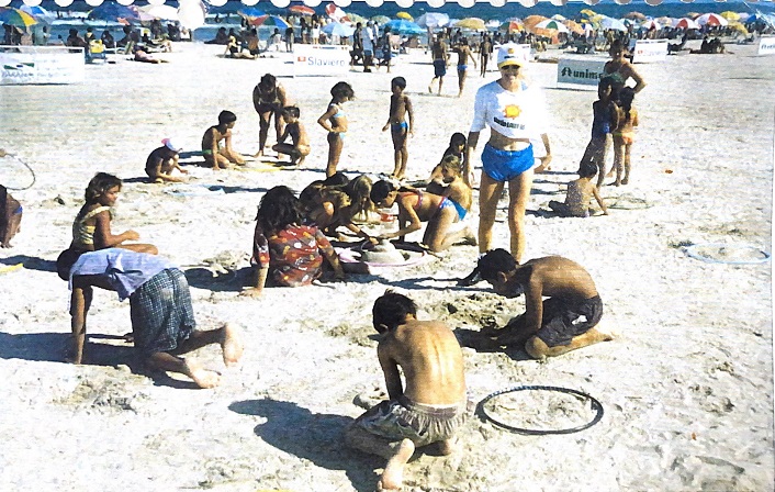 Brincadeiras em Pontal do Sul, 1989.