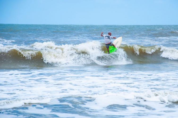Surf - Foto: Amanda Iargas