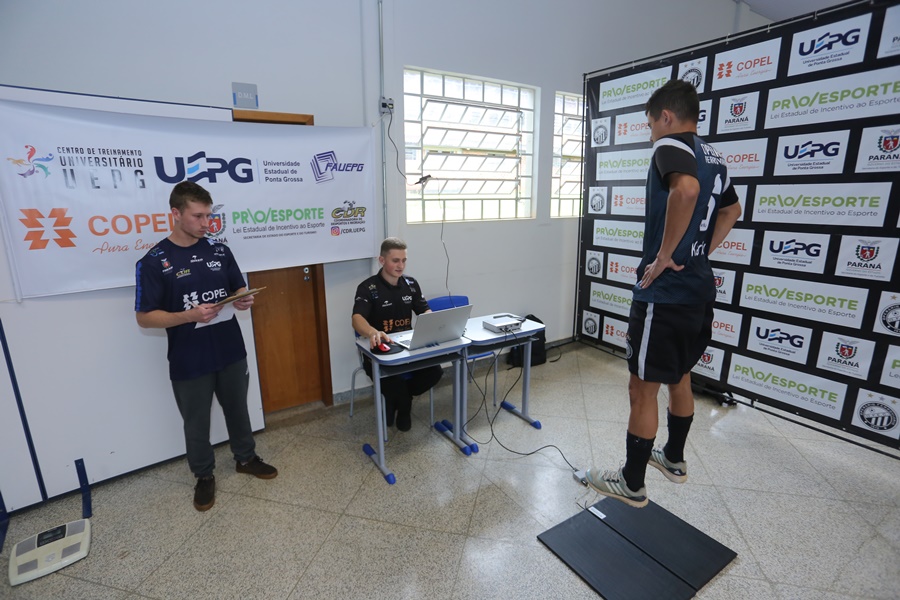  Projeto Avaliação Física e Controle do Treinamento Esportivo de Jovens talentos Pontagrossenses