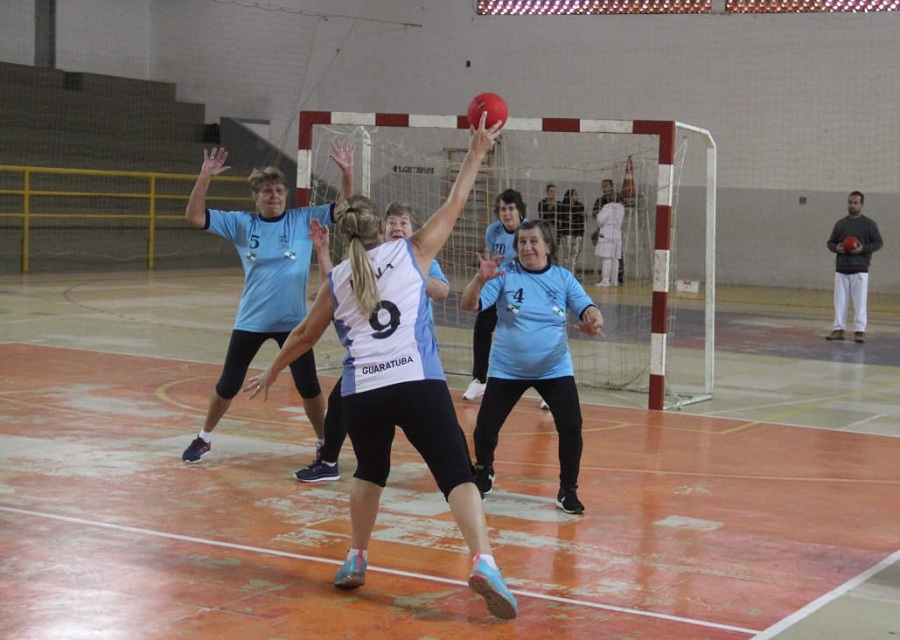 Handebol feminino.