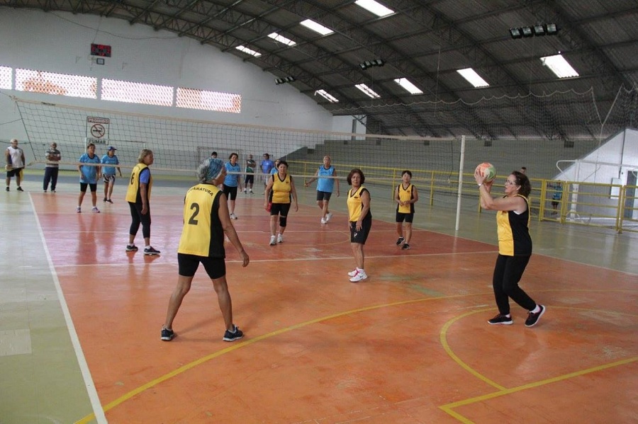 VOLEIBOL FEMININO QUADRA.