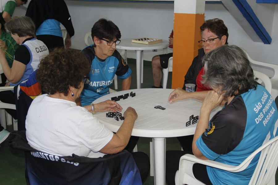 Dominó Feminino.