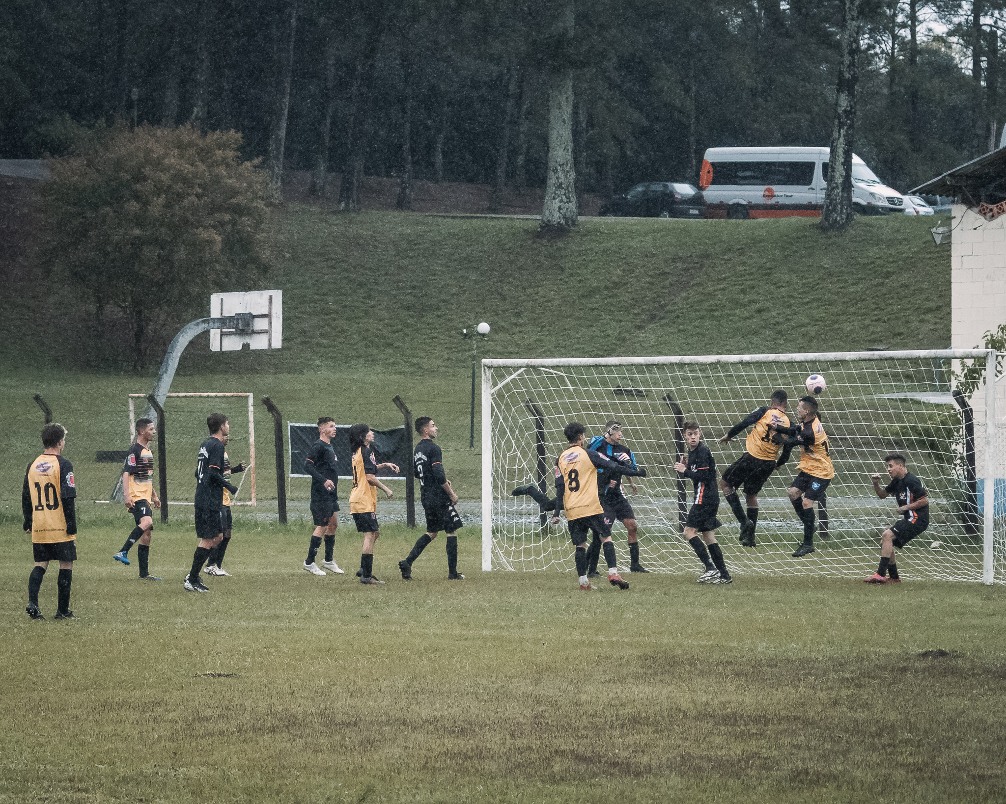 Lapa recebe fase final dos Jogos Escolares Bom de Bola com futebol  masculino e feminino