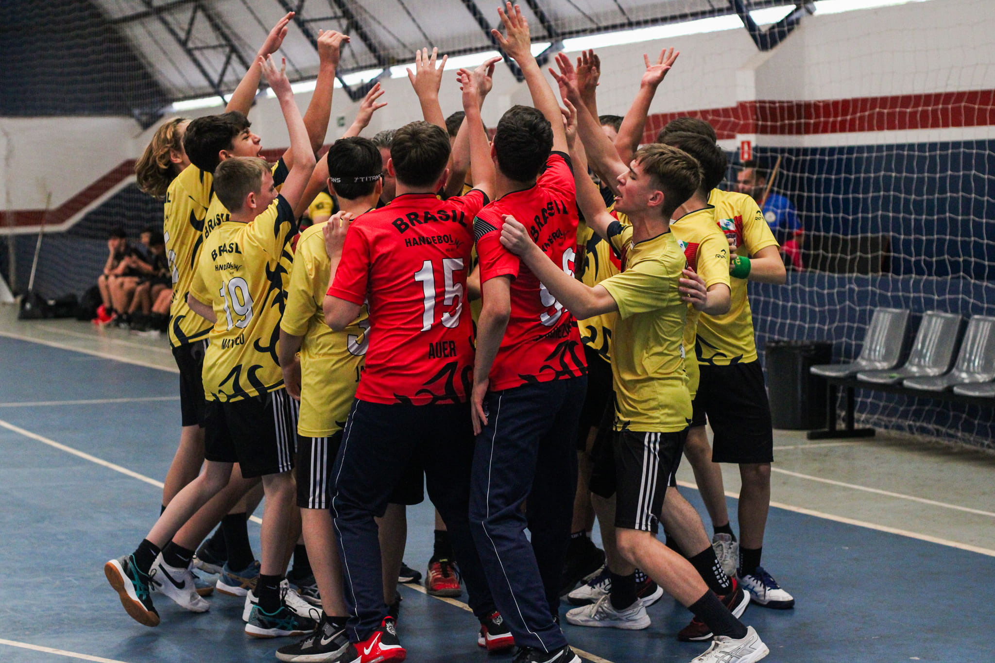 Decisões no futsal fecham os Jogos Escolares em Apucarana – Prefeitura  Municipal de Apucarana