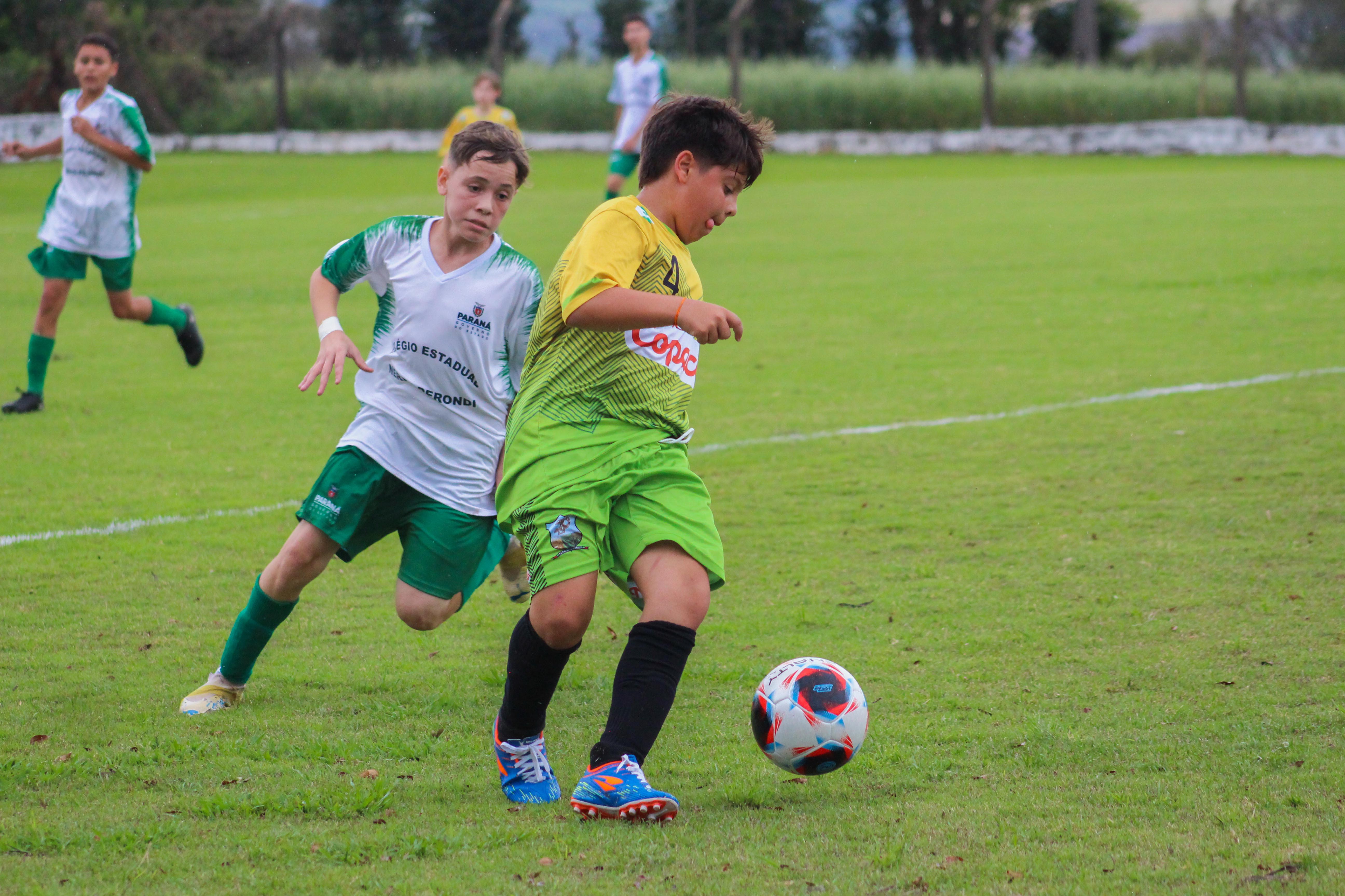 Reta final dos Jogos Escolares Bom de Bola marca feriado do Dia da