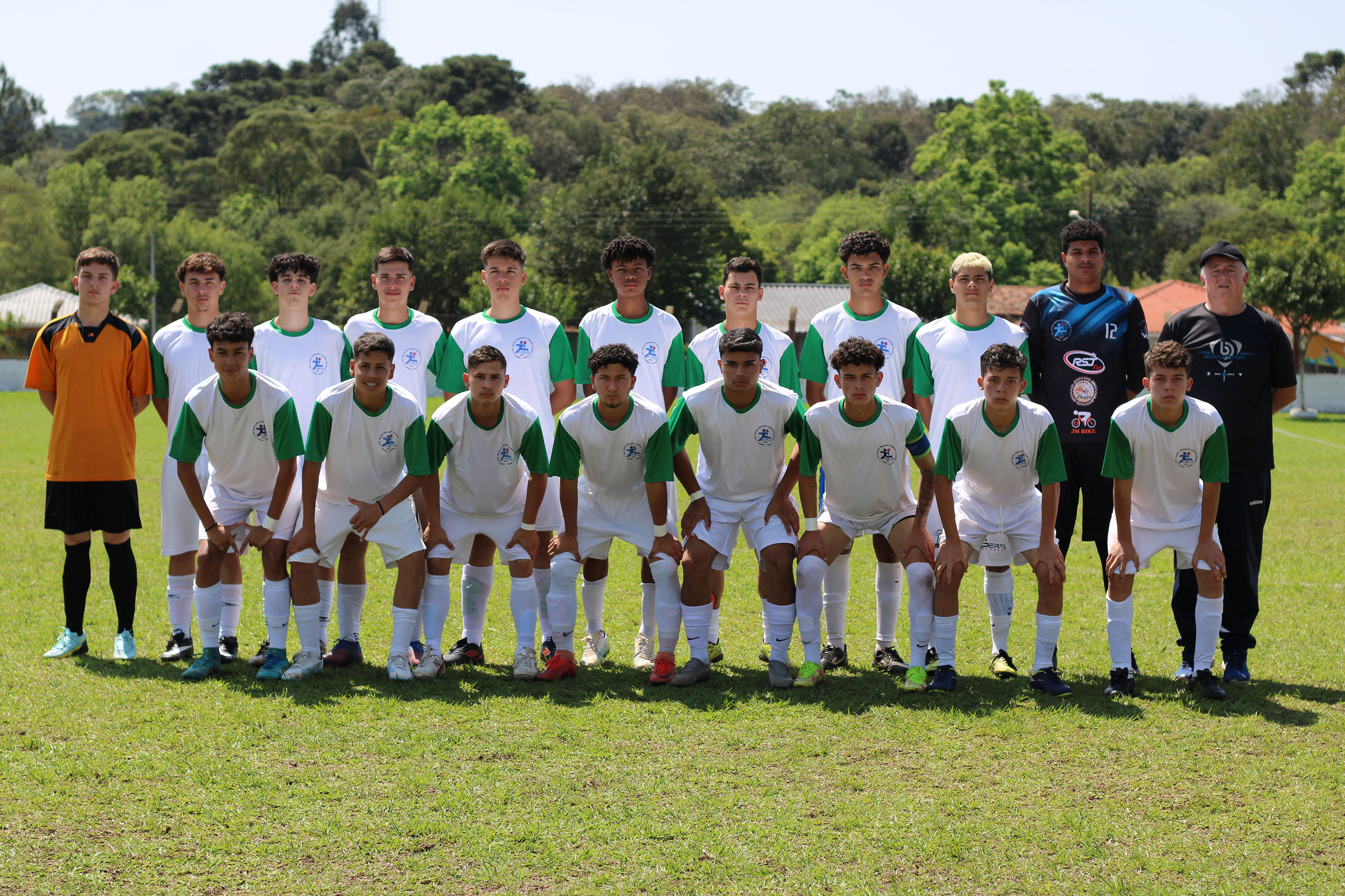 Jogos Escolares Bom de Bola retornam com mais de 800 participantes