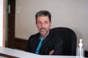 Na foto, Clainor Francisco, gerente do Hotel Pato Branco, destaca que a movimentação gerada pelas competições está alavancando o setor. "Estamos com mais de 70% da ocupação do hotel proveniente dos jogos. Isso é motivo de comemoração, pois estamos quase lotados em um final de semana..