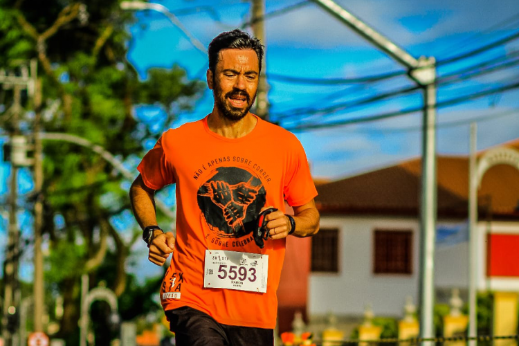 Profissional de educação física Ramon Lima