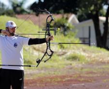 Atleta tiro com arco