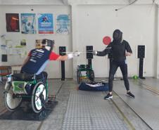 Treinamento da equipe de esgrima em cadeira de rodas da ADFP