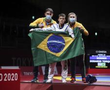 Nathan Torquato e Rodrigo Ferla, nos Jogos Paralímpicos de Tóquio. O atleta foi ouro na categoria 61kgm classe k44.