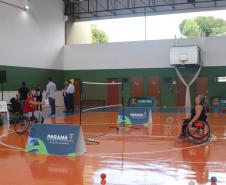 Centro esportivo reestruturado em Curitiba Localizado na Vila Oficinas