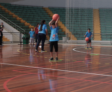 TEA: projeto leva atividades esportivas para alunos com transtorno de espectro autista e síndromes 