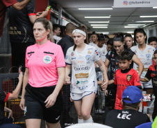 Taça Brasil de Futsal Feminino acontece em Londrina nesta semana