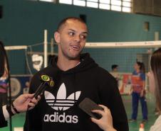 Secretaria de Esporte do Paraná abriga projeto de Vôlei do campeão Bernardinho