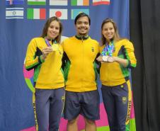 Gêmeas da natação paranaense: Débora e Beatriz Carneiro fazem dobradinha em Mundial Paralímpico