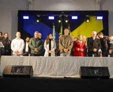 A convite do Secretário de Esporte, Helio Wirbiski, a primeira dama, Luciana Saito Massa, participou da abertura dos Jogos da Integração da Idoso.