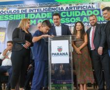 Estado entrega óculos com inteligência artificial para apoiar alunos cegos da rede estadual