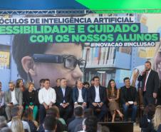 Estado entrega óculos com inteligência artificial para apoiar alunos cegos da rede estadual