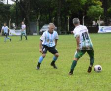 quipes de 32 municípios do Estado participaram das disputas que aconteceram entre os dias 6 e 8 de outubro. A semifinal, e também a grande final, serão disputadas de 27 a 29 de outubro, também em Campo Mourão. Desde o início da edição a competição reuniu neste ano 327 equipes de futebol de campo. Publicação