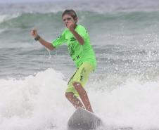 Circuito de Surf Amador e Torneio de Caiaque reuniram fãs do esporte no Litoral