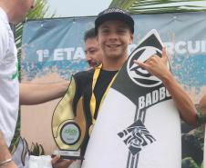 Circuito de Surf Amador e Torneio de Caiaque reuniram fãs do esporte no Litoral