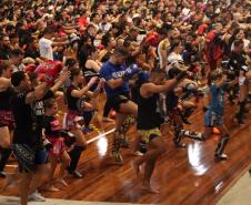 Aquecimento do Paraná Combate: Complexo Tarumã recebe aulão de Muay Thai