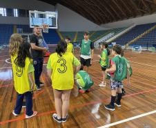 Escolinhas de esporte do Complexo Esportivo Tarumã