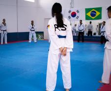 Fim de semana no esporte: Seminário de Taekwondo Poomsae