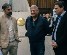Atletas do paradesporto são homenageados na Assembleia Legislativa do Paraná