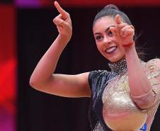 Paranaense Bárbara Domingos leva o bi no Pan-Americano de ginástica rítmica