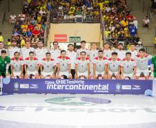 Seleção Brasileira de futsal conquista título com campanha invicta em São José dos Pinhais