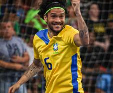 Seleção Brasileira de futsal conquista título com campanha invicta em São José dos Pinhais