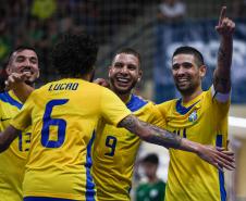 Seleção Brasileira de futsal conquista título com campanha invicta em São José dos Pinhais