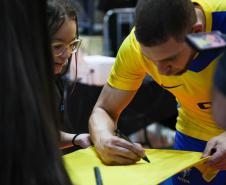 Seleção Brasileira de futsal conquista título com campanha invicta em São José dos Pinhais