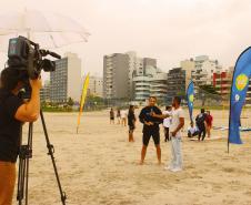 Surf e vôlei sentado