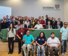 Governador Carlos Massa Ratinho Junior e o ex-jogador de futebol Pelé, lançam campanha do Governo do Estado para incentivar cidadãos e empresas a apoiarem projetos esportivos por meio da destinação de impostos. -  Curitiba, 13/03/2019 -  Foto: Geraldo Bubniak/ANPr