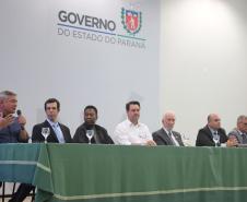 Governador Carlos Massa Ratinho Junior e o ex-jogador de futebol Pelé, lançam campanha do Governo do Estado para incentivar cidadãos e empresas a apoiarem projetos esportivos por meio da destinação de impostos. - Curitiba, 13/03/2019 - Foto: José Fernando Ogura/ANPr