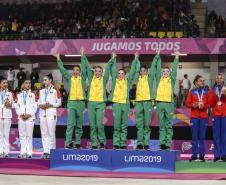 Camila Rossi Coutinho, medalha de ouro na no conjunto (prova mista) da Ginástica Rítmica.