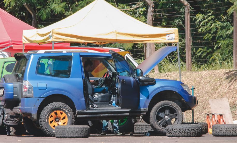 Transparaná - Entrega de kits e abertura