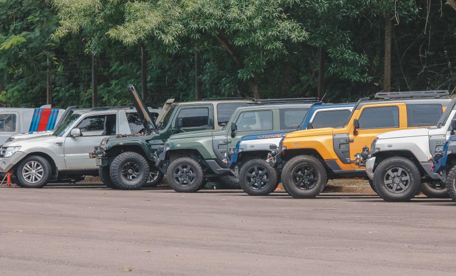 Transparaná - Entrega de kits e abertura