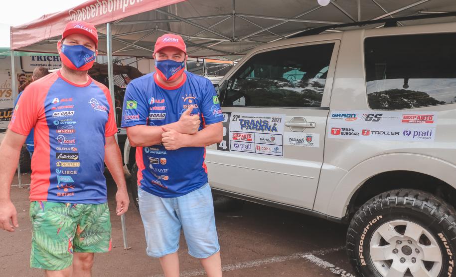 Transparaná - Entrega de kits e abertura