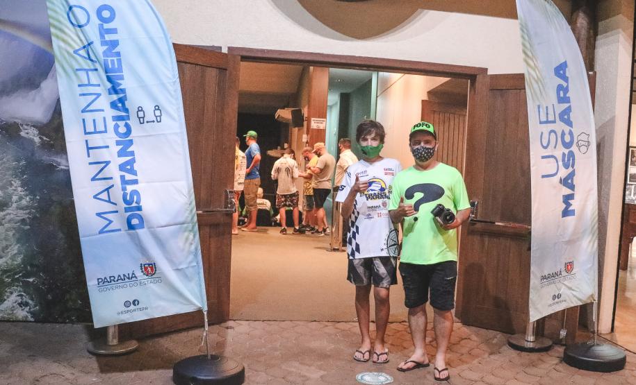 Transparaná - Entrega de kits e abertura