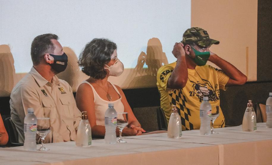 Transparaná - Entrega de kits e abertura