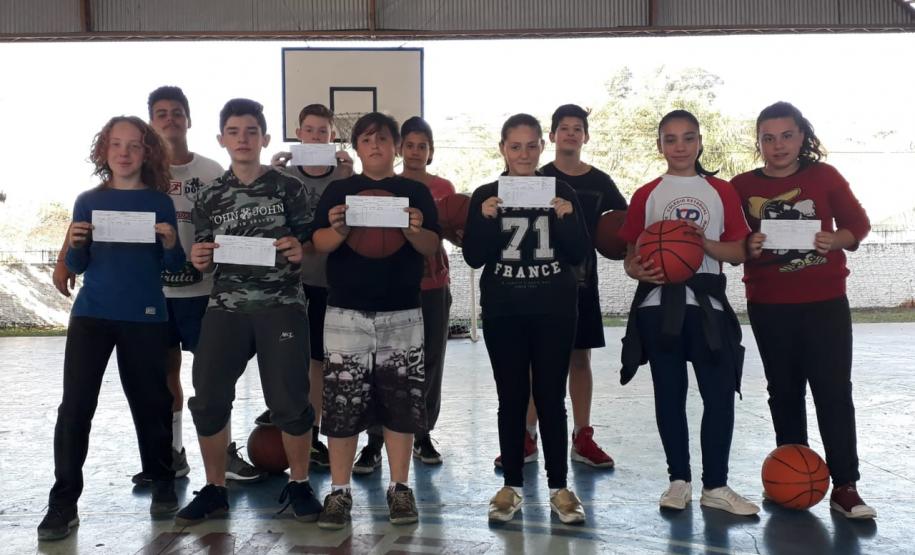 Arquivo Pato Basquete