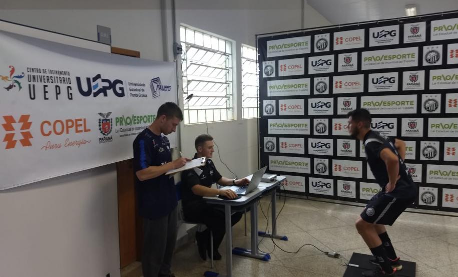 AVALIAÇÃO FÍSICA E CONTROLE DO TREINAMENTO ESPORTIVO DE JOVENS TALENTOS PONTAGROSSENSES