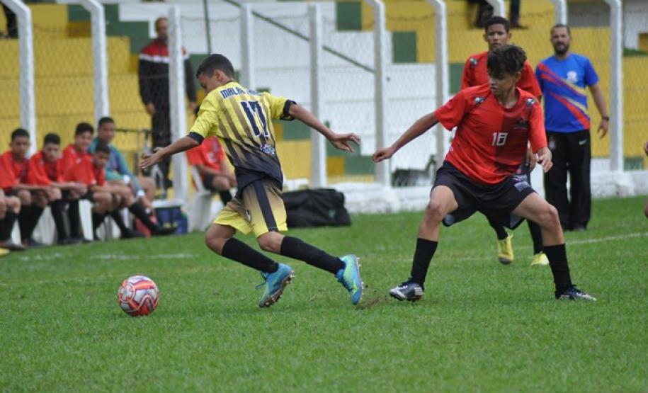 Paraná Bom de Bola tem aumento de 30% na participação de atletas em comparação a primeira edição