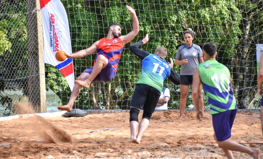 A fase estadual aconteceu em dois finais de semana de novembro