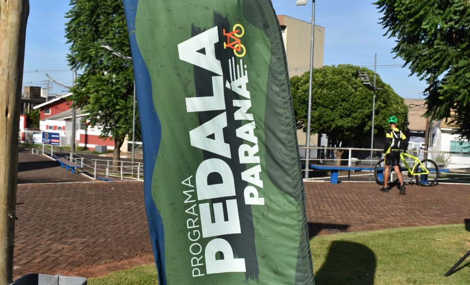 ciclistas pedalando na Rota Marialva I