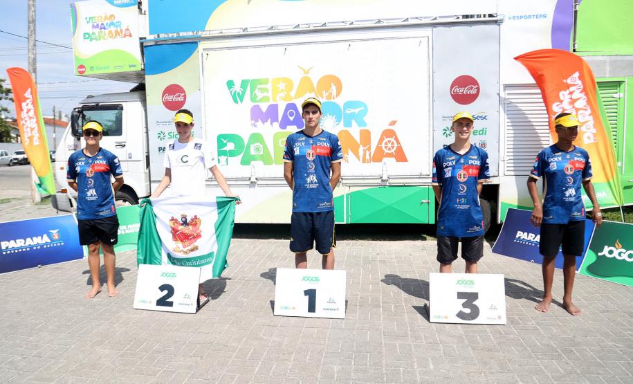 Após um hiato de 12 anos, travessia de Guaratuba teve participação de crianças e PCDs